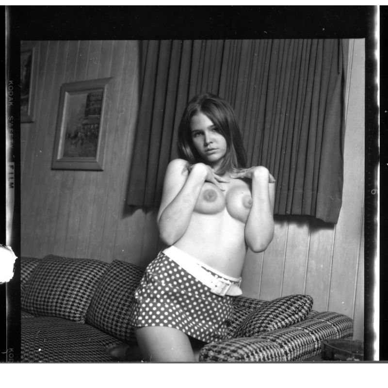 254-4b-143-04-Kirk-photo-Jean-Ett-pinup-cheesecake  VINTAGE ORIGINAL CONTACT PHOTO